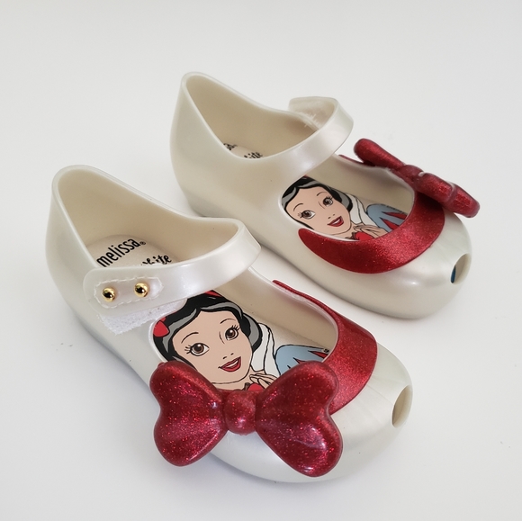Mini Melissa Ultragirl + Snow White Mary Janes